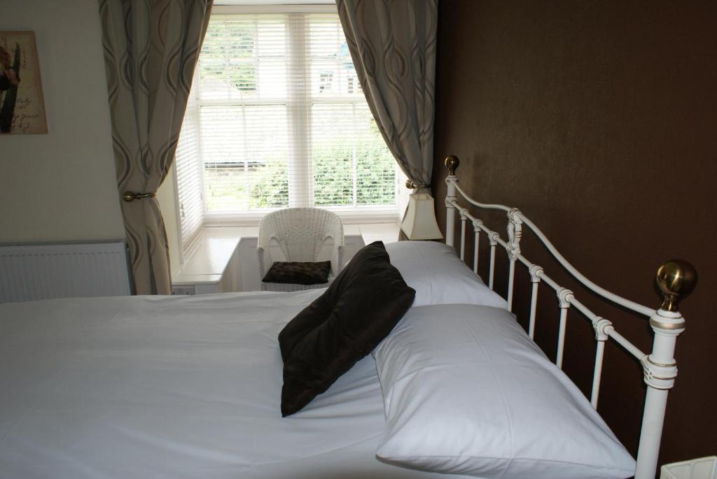 Отель Longmead House Линтон Номер фото